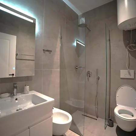 Center Oasis Apartment