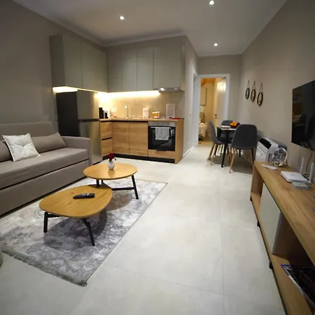 Center Oasis * Тирана